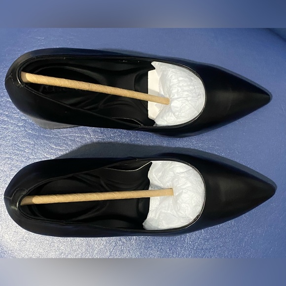 New Aerosoles Isabel black leather pumps, Size 8.5 M - Picture 4 of 16